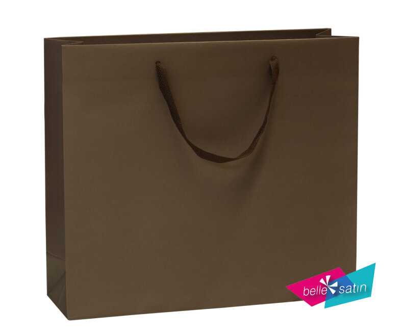 4392_CHIC 42–marrone